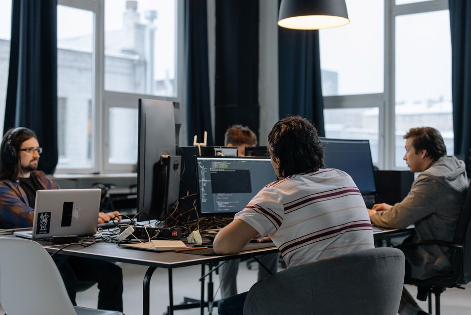 Du besoin métier à la solution avec une entreprise de développement informatique à Madagascar
